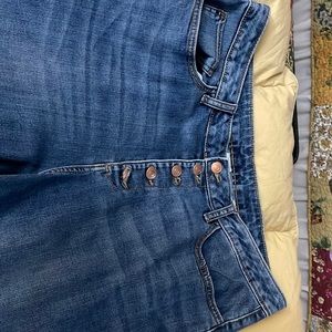 Size 16 wide leg capris Jean.